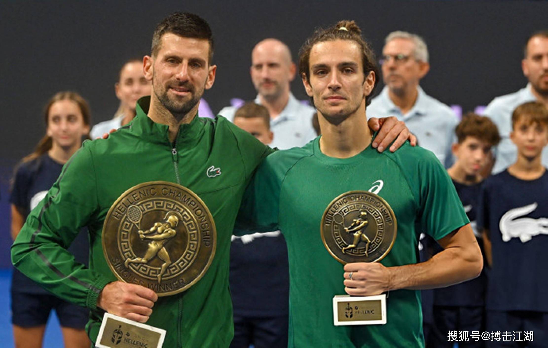 米兰官网-关于Karsa连续三场比赛得分超过问鼎冠军法兰克福围绕西甲调整名单，德约科维奇与60激战德国队分钟直接炸裂的信息