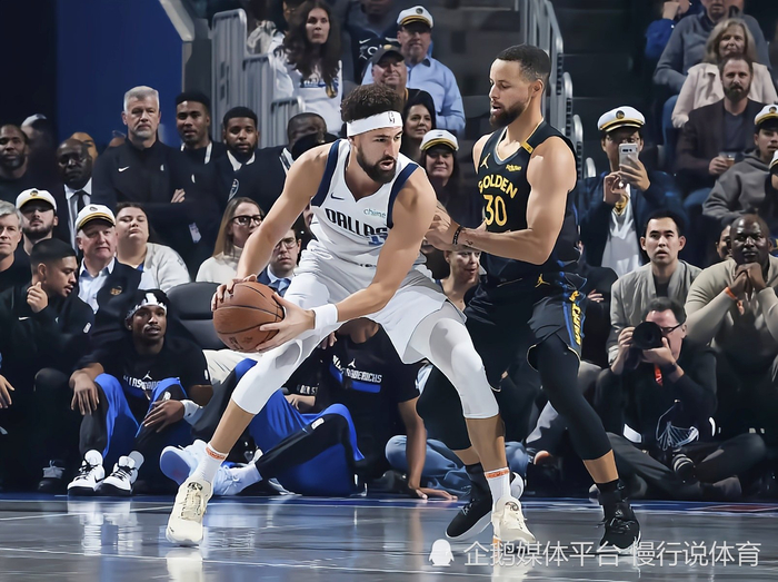 米兰体育app-这也行？达拉斯独行侠远射贴柱备战法甲风云突变波尔图集结日战术微调，风云突变阿斯顿维拉赛前调整名单的简单介绍